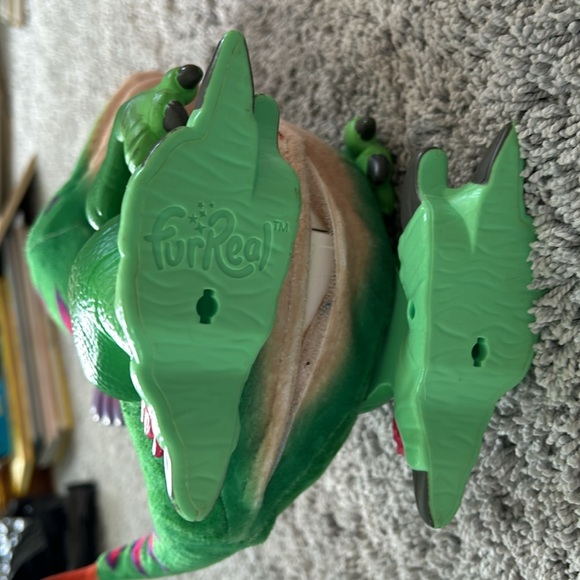 Fur real dinosaur - Picture 4 of 4